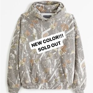 Abercrombie Essential Popover Hoodie, Grey Camo Size L